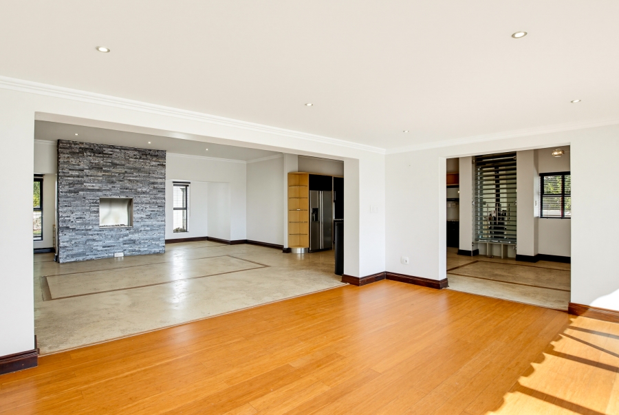 4 Bedroom Property for Sale in Croydon Vineyard Estate Western Cape